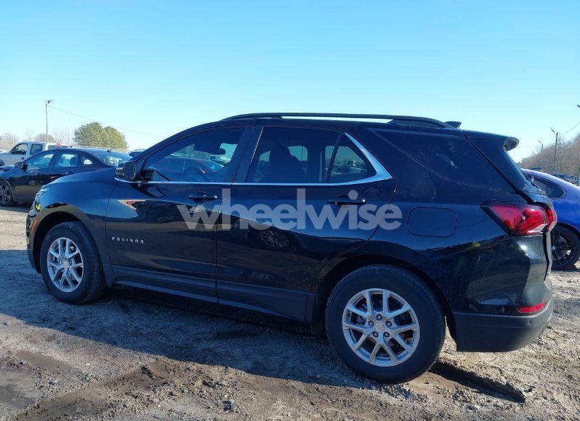 Photo 15 of 2024 Chevrolet Equinox FWD LT (VIN 3GNAXKEG4RL144126)