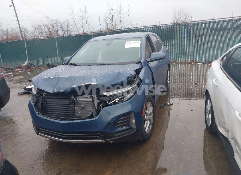 Photo 12 of 2024 Chevrolet Equinox FWD LT (VIN 3GNAXKEG4RL325906)