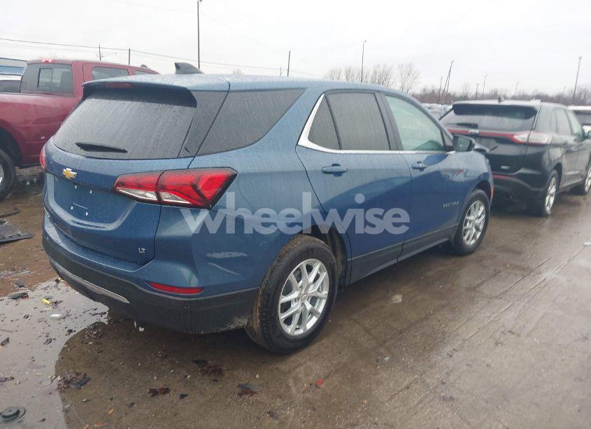 Photo 4 of 2024 Chevrolet Equinox FWD LT (VIN 3GNAXKEG4RL325906)