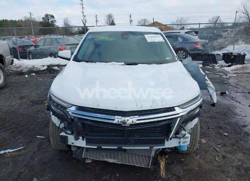 Photo 13 of 2024 Chevrolet Equinox FWD LT (VIN 3GNAXKEG4RL353172)