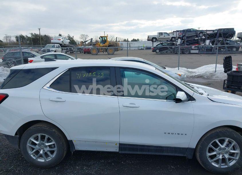 Photo 14 of 2024 Chevrolet Equinox FWD LT (VIN 3GNAXKEG4RL353172)