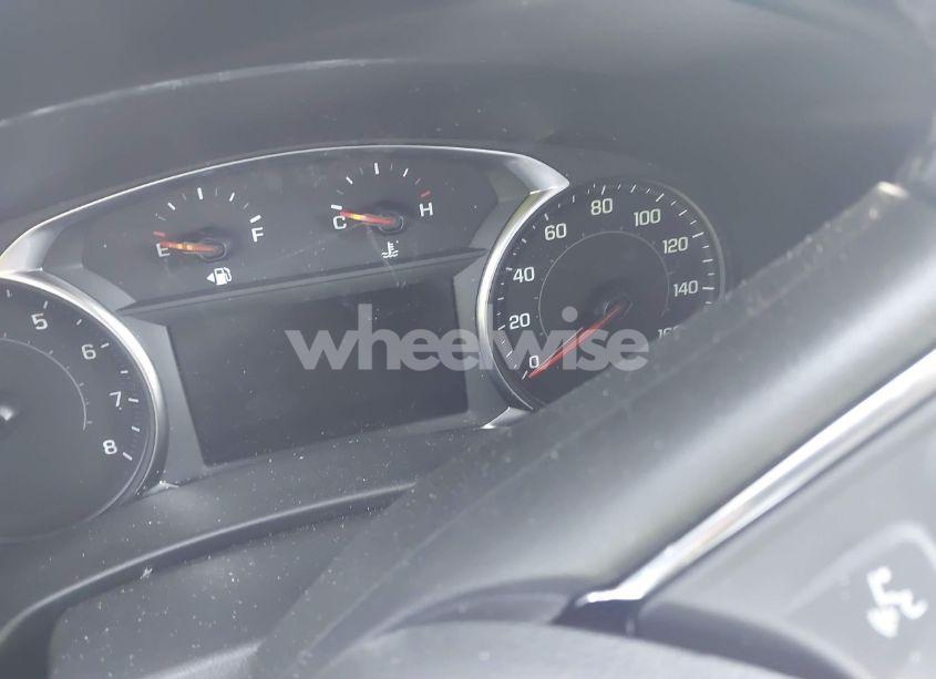 Photo 15 of 2024 Chevrolet Equinox FWD LT (VIN 3GNAXKEG4RL354502)