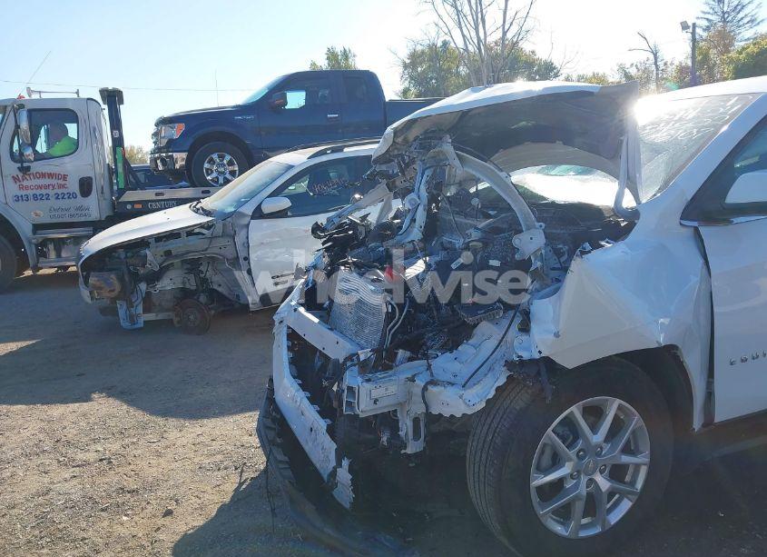 Photo 6 of 2024 Chevrolet Equinox FWD LT (VIN 3GNAXKEG4RL354502)