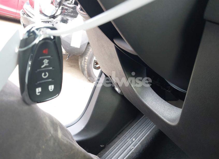 Photo 11 of 2024 Chevrolet Equinox FWD LT (VIN 3GNAXKEG4RS125825)