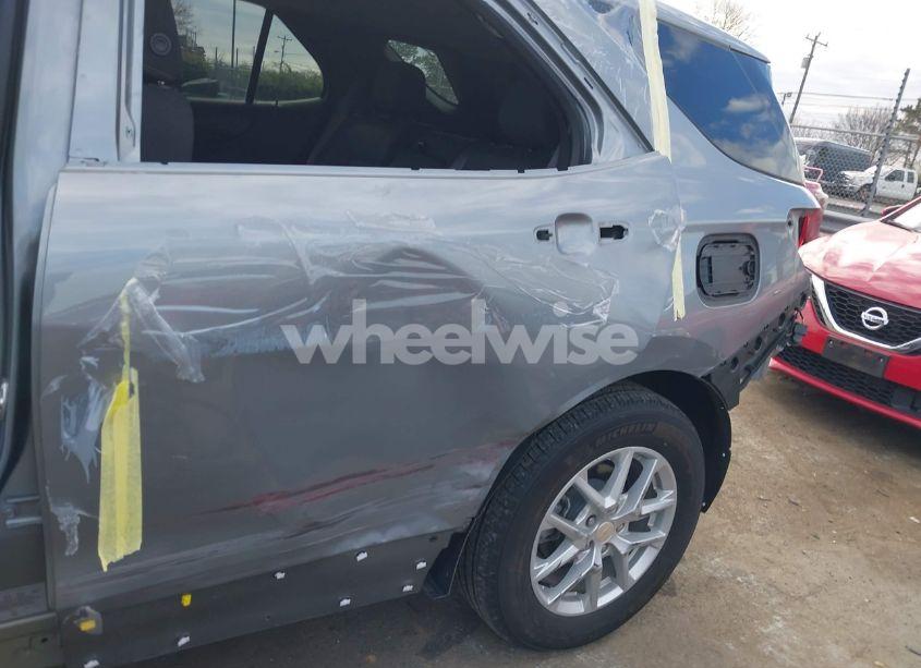 Photo 18 of 2024 Chevrolet Equinox FWD LT (VIN 3GNAXKEG4RS125825)