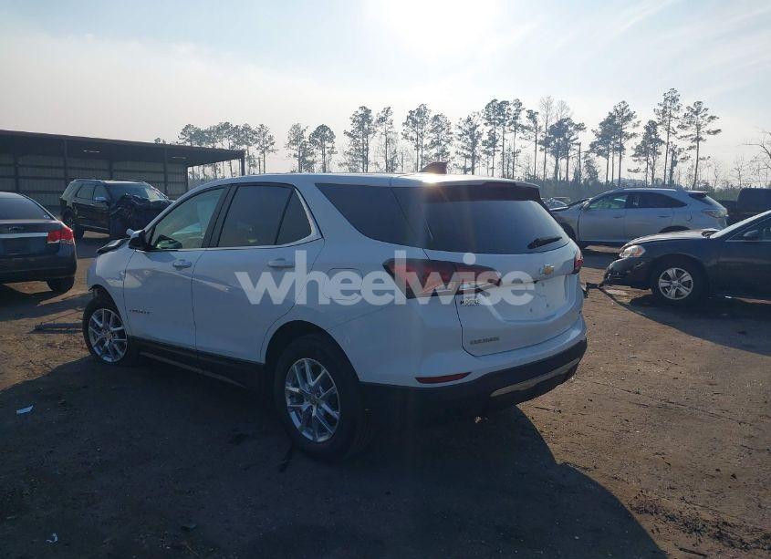 Photo 3 of 2024 Chevrolet Equinox FWD LT (VIN 3GNAXKEG4RS167363)