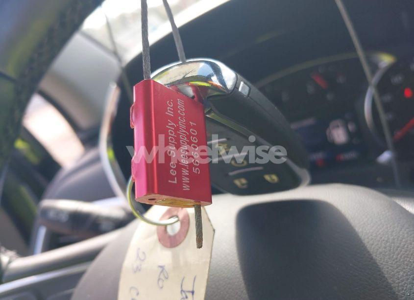 Photo 11 of 2023 Chevrolet Equinox FWD LT (VIN 3GNAXKEG5PL134847)