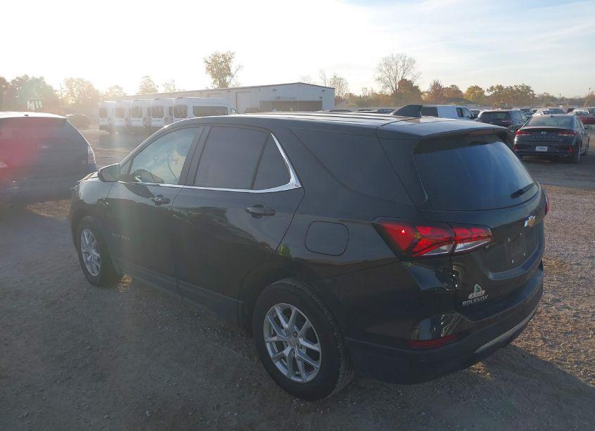 Photo 3 of 2024 Chevrolet Equinox FWD LT (VIN 3GNAXKEG5RL233557)