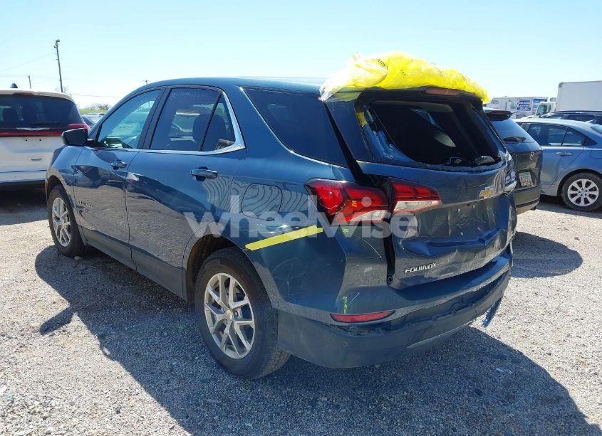 Photo 3 of 2024 Chevrolet Equinox FWD LT (VIN 3GNAXKEG5RL365671)