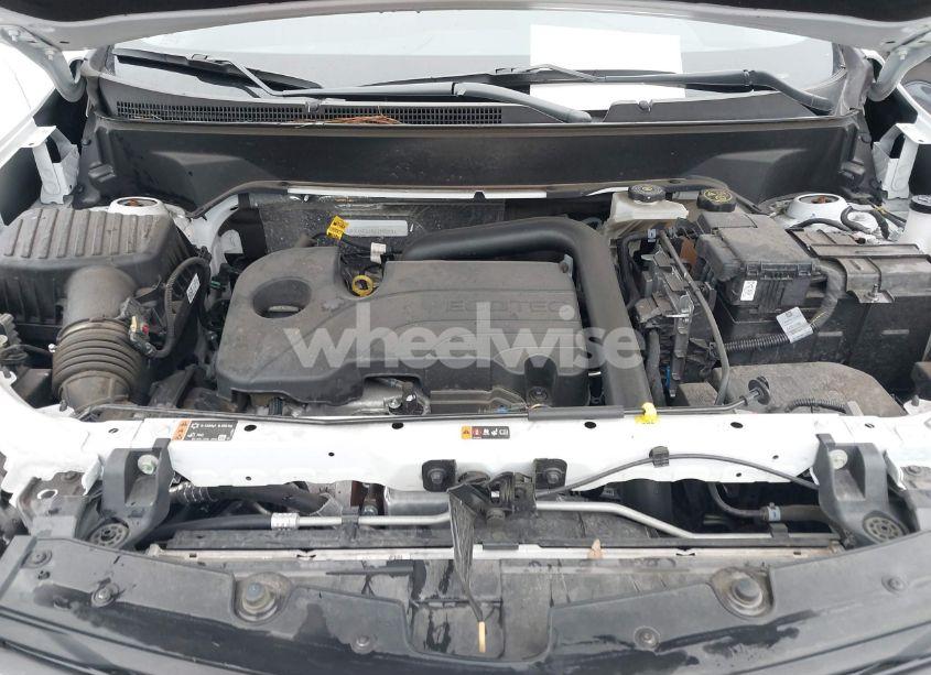 Photo 10 of 2024 Chevrolet Equinox FWD LT (VIN 3GNAXKEG5RS146263)