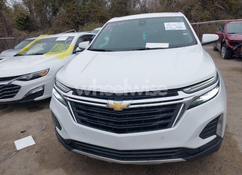 Photo 12 of 2024 Chevrolet Equinox FWD LT (VIN 3GNAXKEG5RS146263)