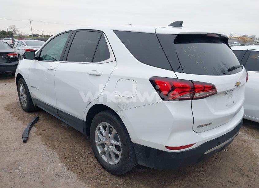 Photo 3 of 2024 Chevrolet Equinox FWD LT (VIN 3GNAXKEG5RS146263)