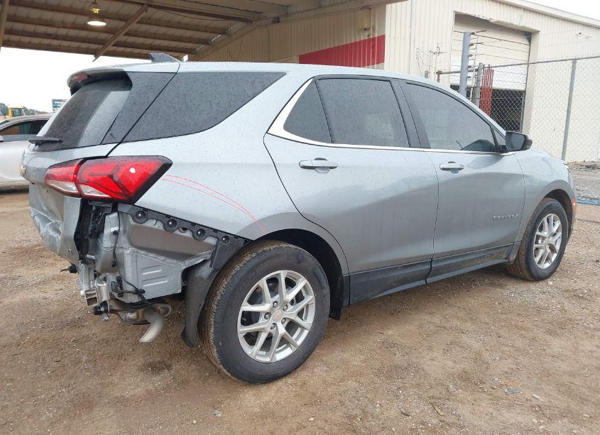 Photo 4 of 2024 Chevrolet Equinox FWD LT (VIN 3GNAXKEG5RS240420)