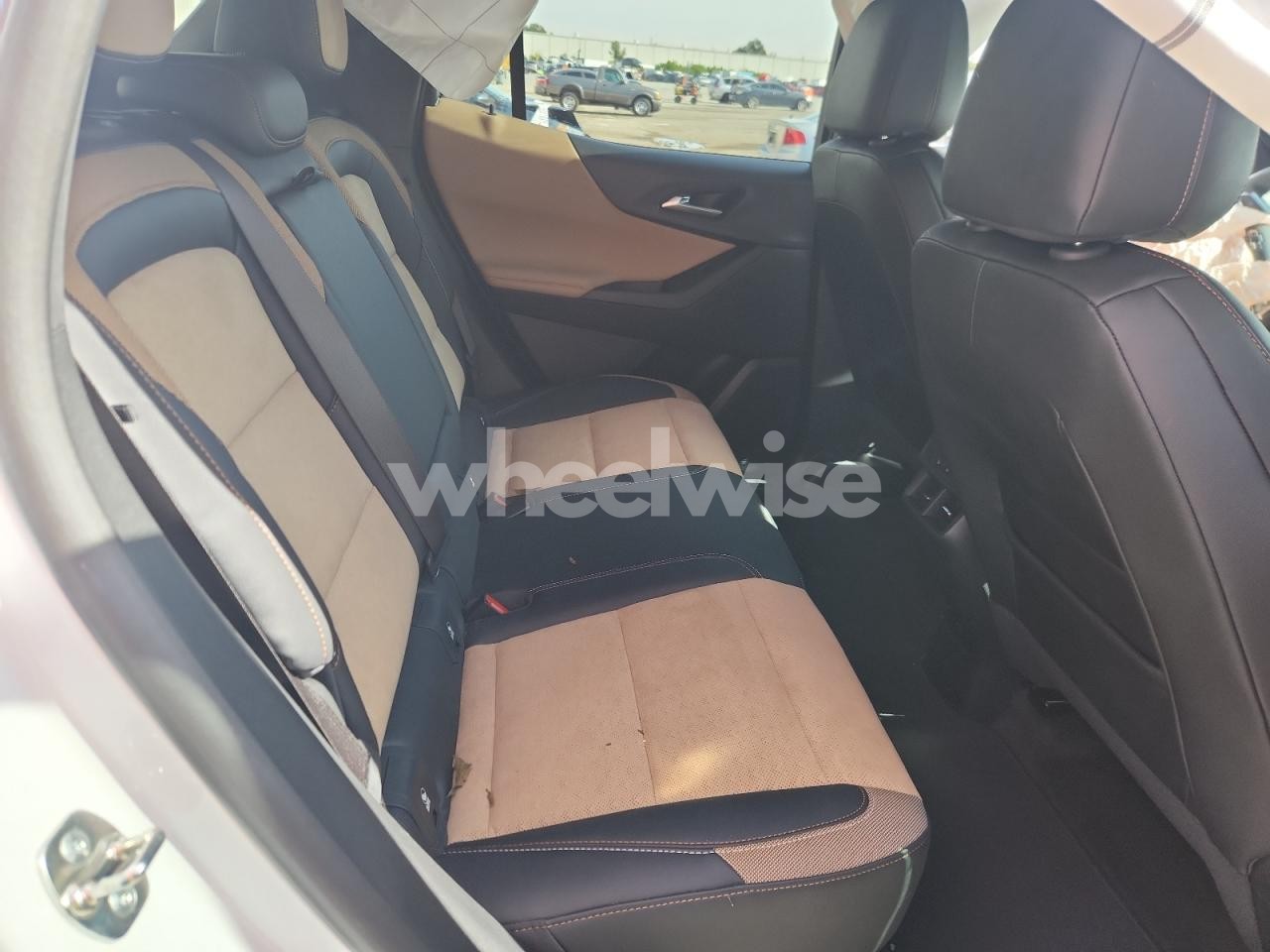 Photo 11 of 2025 CHEVROLET EQUINOX ACTIV (VIN 3GNAXKEG5SL131939)