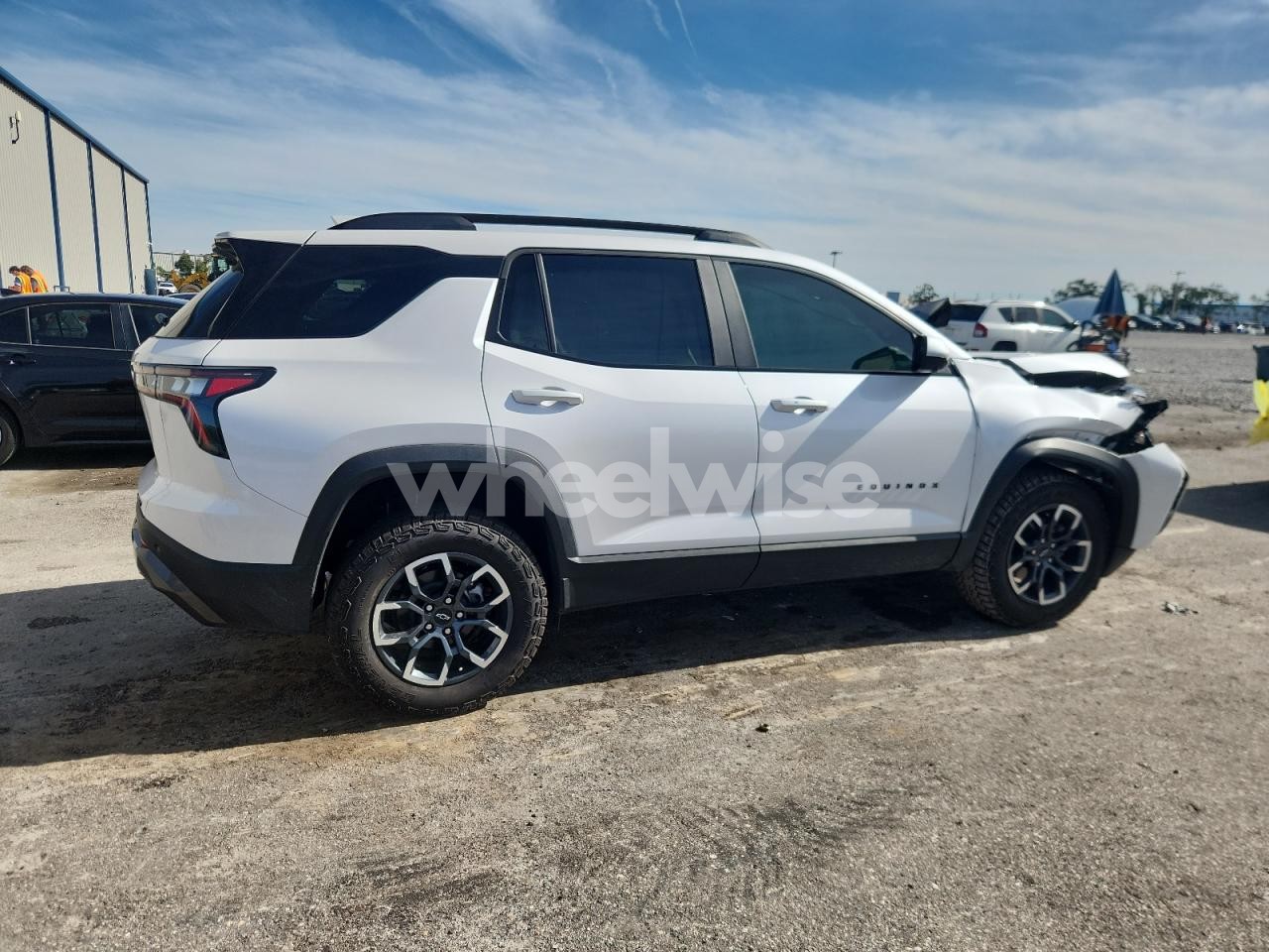 Photo 3 of 2025 CHEVROLET EQUINOX ACTIV (VIN 3GNAXKEG5SL131939)