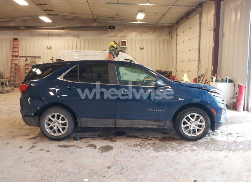 Photo 13 of 2023 Chevrolet Equinox FWD LT (VIN 3GNAXKEG6PL122352)