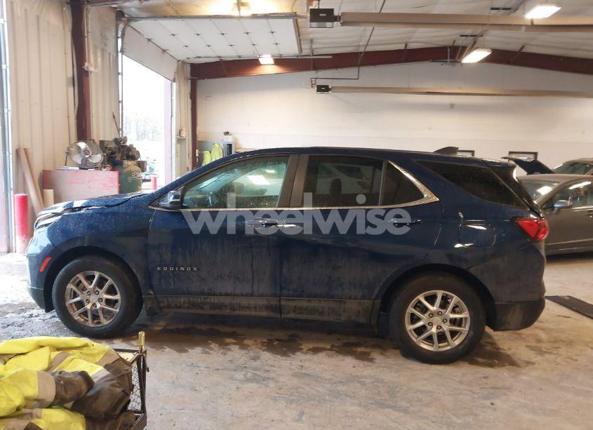 Photo 14 of 2023 Chevrolet Equinox FWD LT (VIN 3GNAXKEG6PL122352)