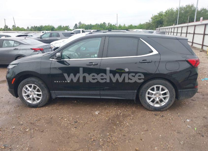 Photo 15 of 2023 Chevrolet Equinox FWD LT (VIN 3GNAXKEG6PL266354)