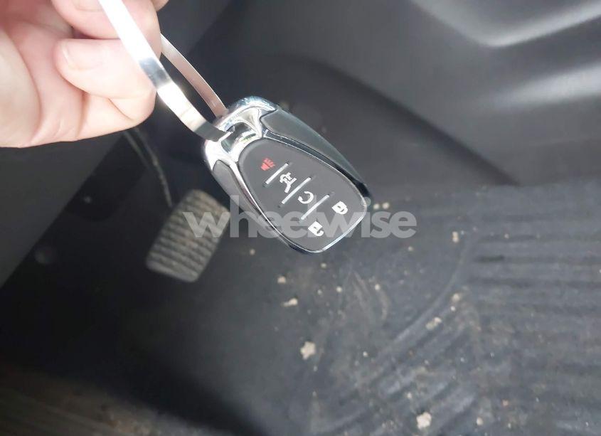 Photo 11 of 2024 Chevrolet Equinox FWD LT (VIN 3GNAXKEG6RL130860)