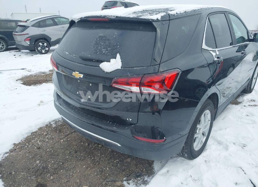 Photo 4 of 2024 Chevrolet Equinox FWD LT (VIN 3GNAXKEG6RL302353)