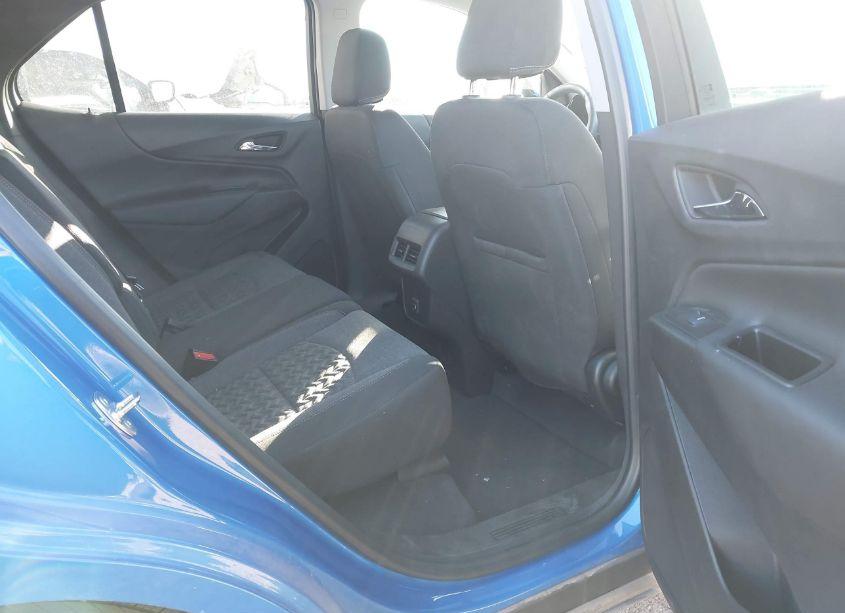 Photo 8 of 2024 Chevrolet Equinox FWD LT (VIN 3GNAXKEG6RS108752)