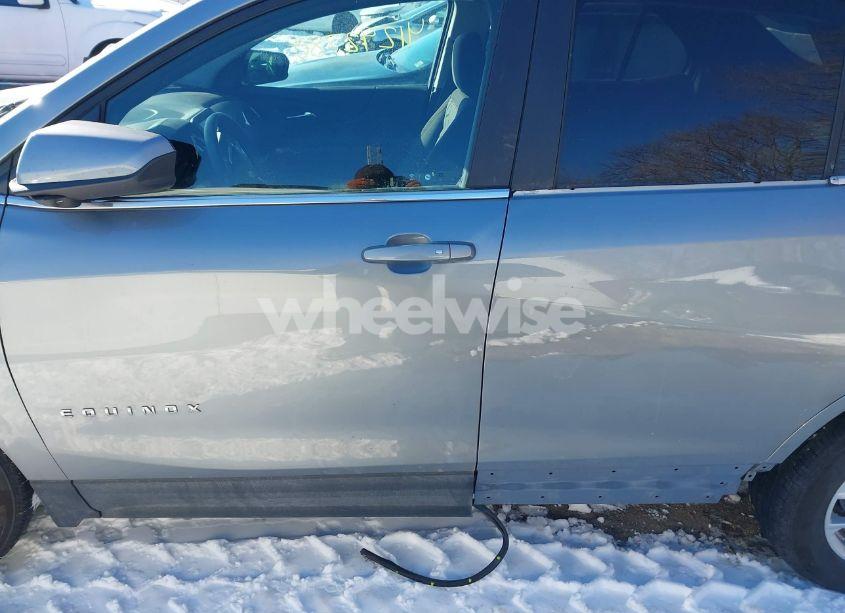 Photo 14 of 2024 Chevrolet Equinox FWD LT (VIN 3GNAXKEG6RS111182)