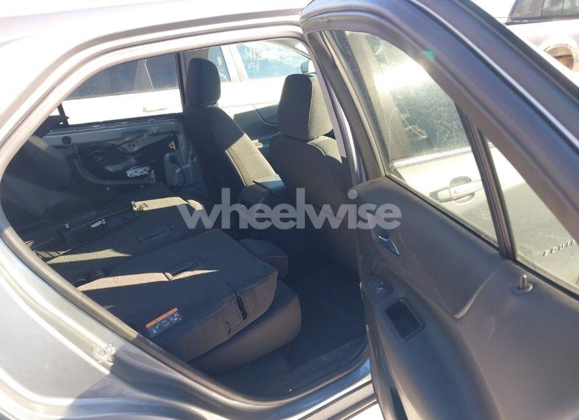 Photo 8 of 2024 Chevrolet Equinox FWD LT (VIN 3GNAXKEG6RS111182)