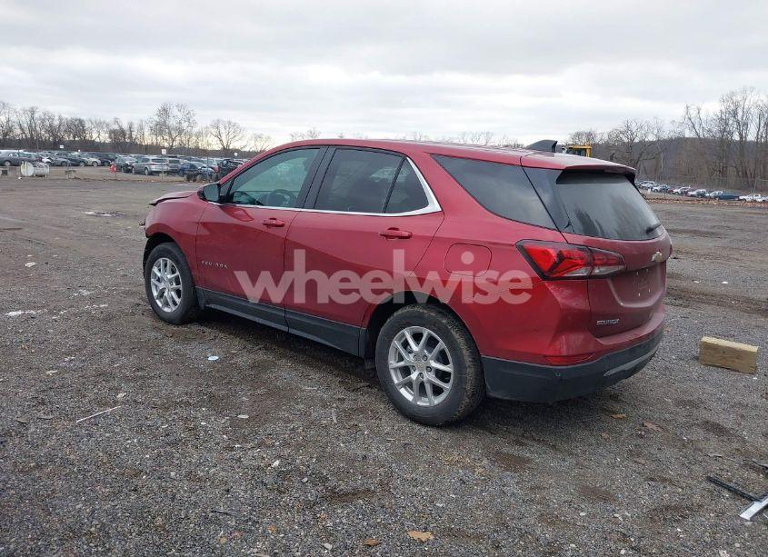 Photo 3 of 2024 Chevrolet Equinox FWD LT (VIN 3GNAXKEG6RS251927)