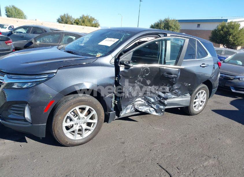 Photo 6 of 2023 Chevrolet Equinox FWD LT (VIN 3GNAXKEG7PS161408)