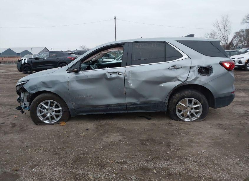 Photo 15 of 2024 Chevrolet Equinox FWD LT (VIN 3GNAXKEG7RS100207)