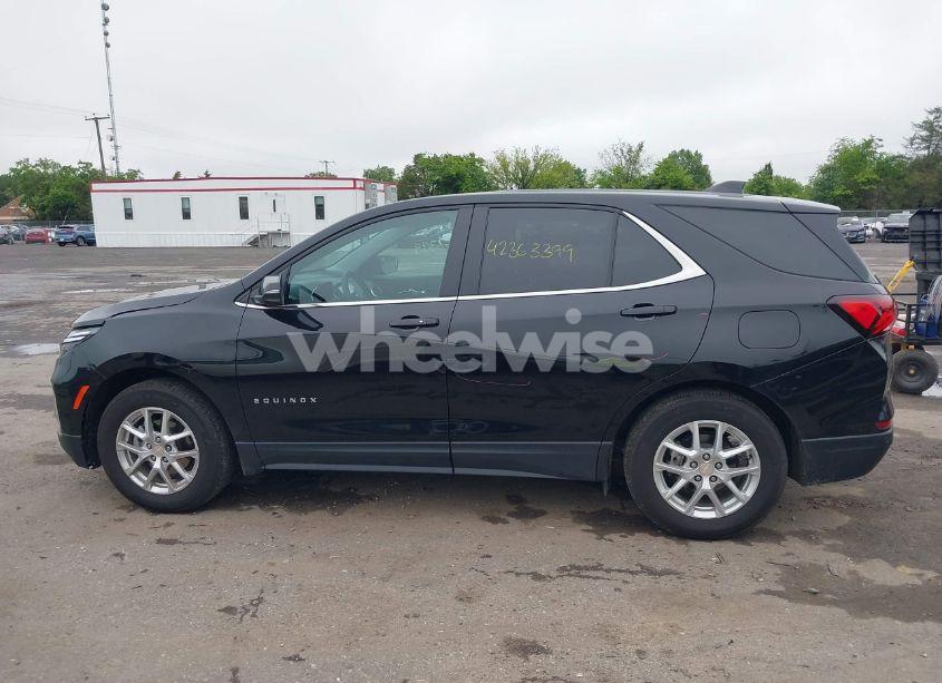 Photo 14 of 2023 Chevrolet Equinox FWD LT (VIN 3GNAXKEG8PL234974)
