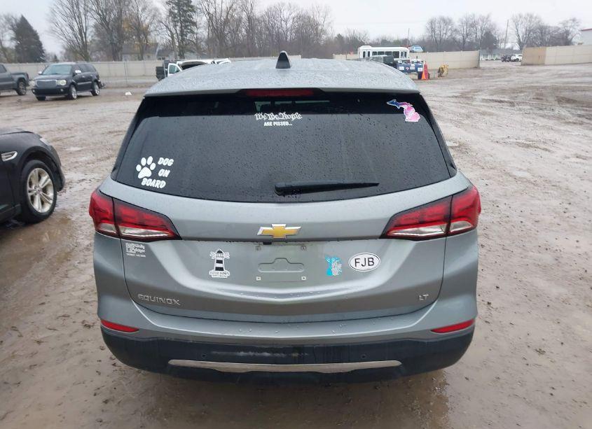 Photo 16 of 2023 Chevrolet Equinox FWD LT (VIN 3GNAXKEG8PS130488)