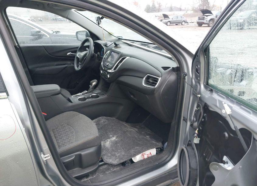 Photo 5 of 2023 Chevrolet Equinox FWD LT (VIN 3GNAXKEG8PS130488)