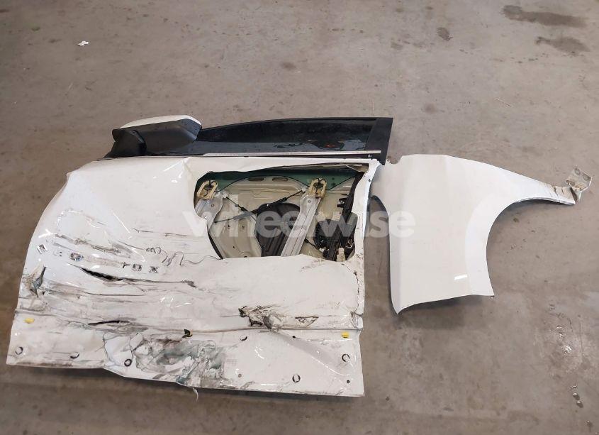 Photo 12 of 2023 Chevrolet Equinox FWD LT (VIN 3GNAXKEG8PS142060)