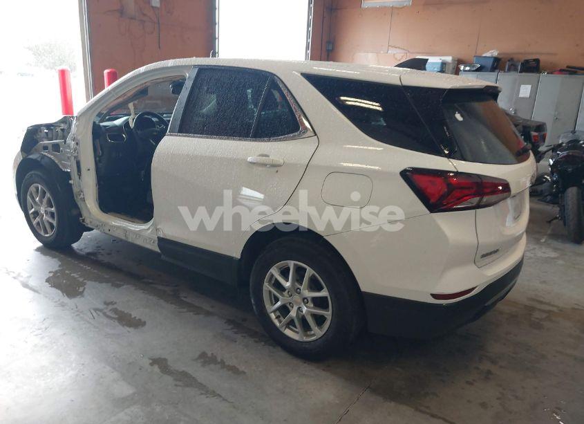 Photo 3 of 2023 Chevrolet Equinox FWD LT (VIN 3GNAXKEG8PS142060)