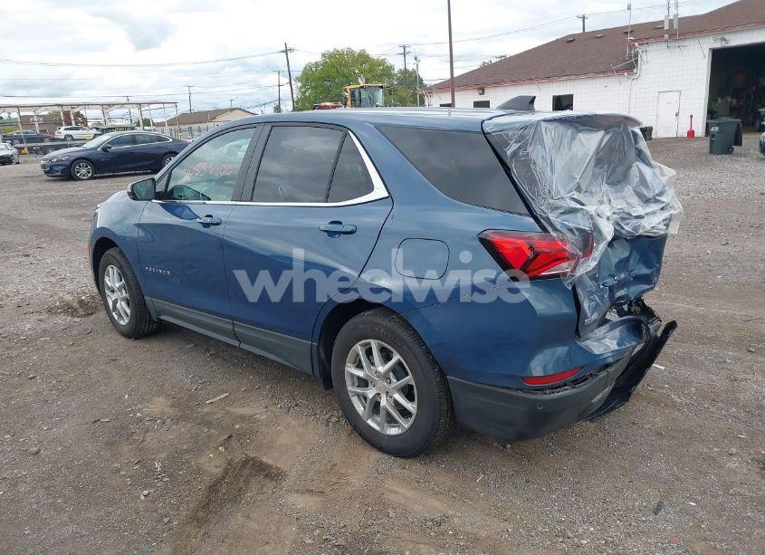 Photo 3 of 2024 Chevrolet Equinox FWD LT (VIN 3GNAXKEG8RL132125)