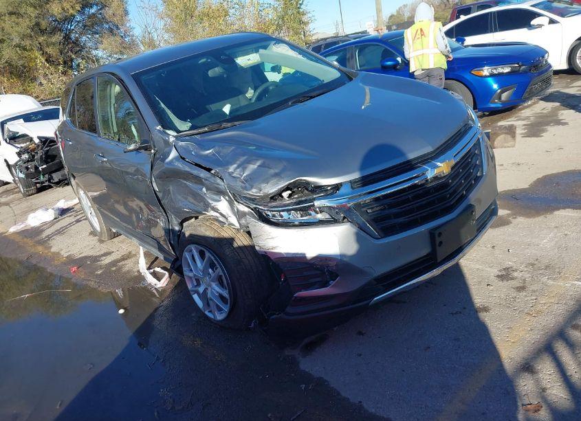 2024 Chevrolet Equinox FWD LT (VIN 3GNAXKEG8RS233588) main photo