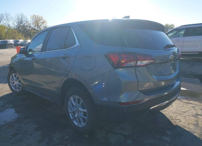 Photo 3 of 2024 Chevrolet Equinox FWD LT (VIN 3GNAXKEG8RS233588)