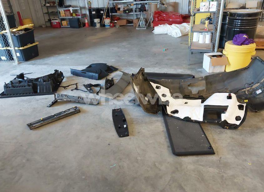 Photo 12 of 2024 Chevrolet Equinox FWD LT (VIN 3GNAXKEG8RS238242)