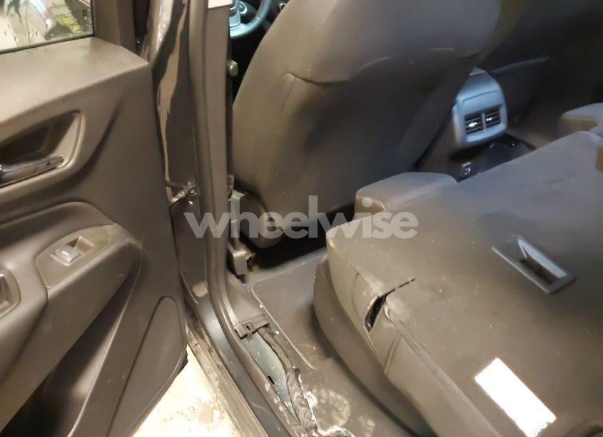 Photo 8 of 2023 Chevrolet Equinox FWD LT (VIN 3GNAXKEG9PS141371)