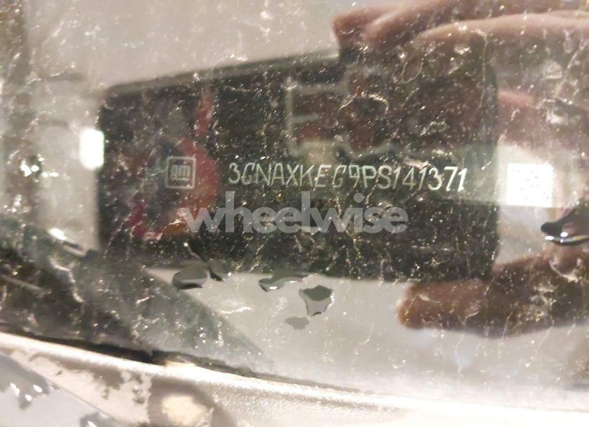 Photo 9 of 2023 Chevrolet Equinox FWD LT (VIN 3GNAXKEG9PS141371)