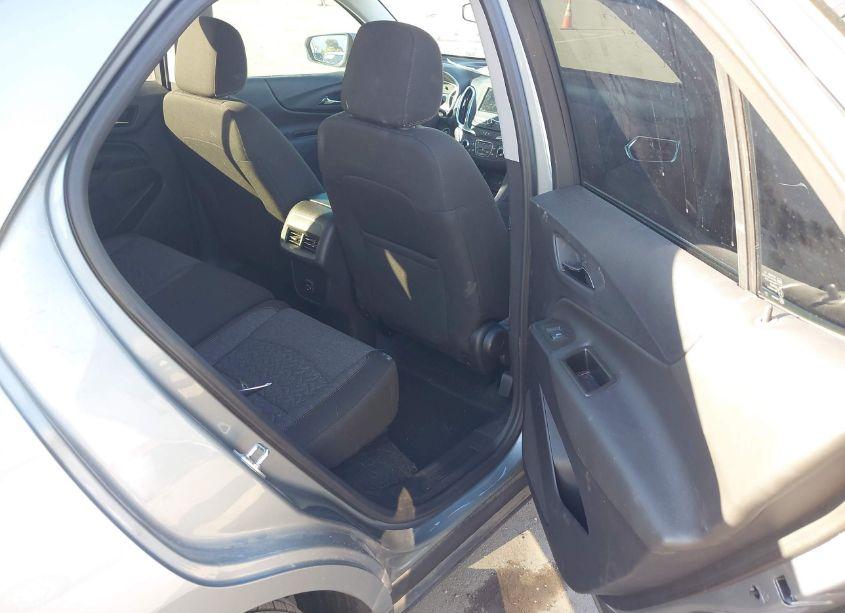 Photo 8 of 2024 Chevrolet Equinox FWD LT (VIN 3GNAXKEG9RS231879)