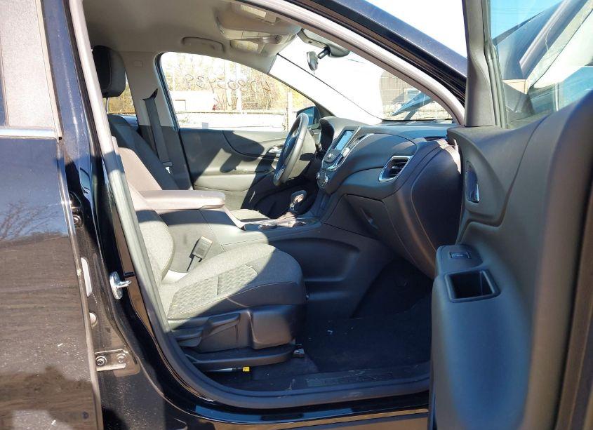 Photo 5 of 2024 Chevrolet Equinox FWD LT (VIN 3GNAXKEGXRL116699)