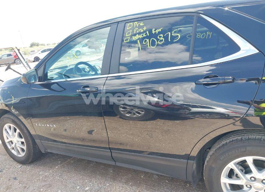 Photo 14 of 2024 Chevrolet Equinox FWD LT (VIN 3GNAXKEGXRL332519)