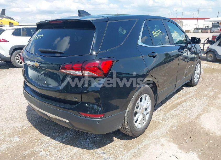 Photo 4 of 2024 Chevrolet Equinox FWD LT (VIN 3GNAXKEGXRL332519)