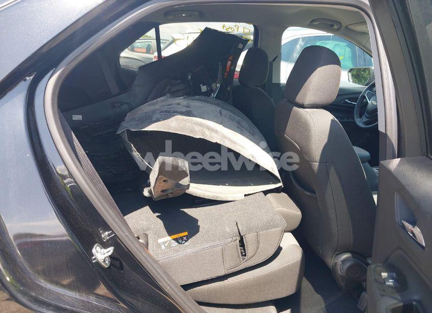 Photo 8 of 2024 Chevrolet Equinox FWD LT (VIN 3GNAXKEGXRL332519)