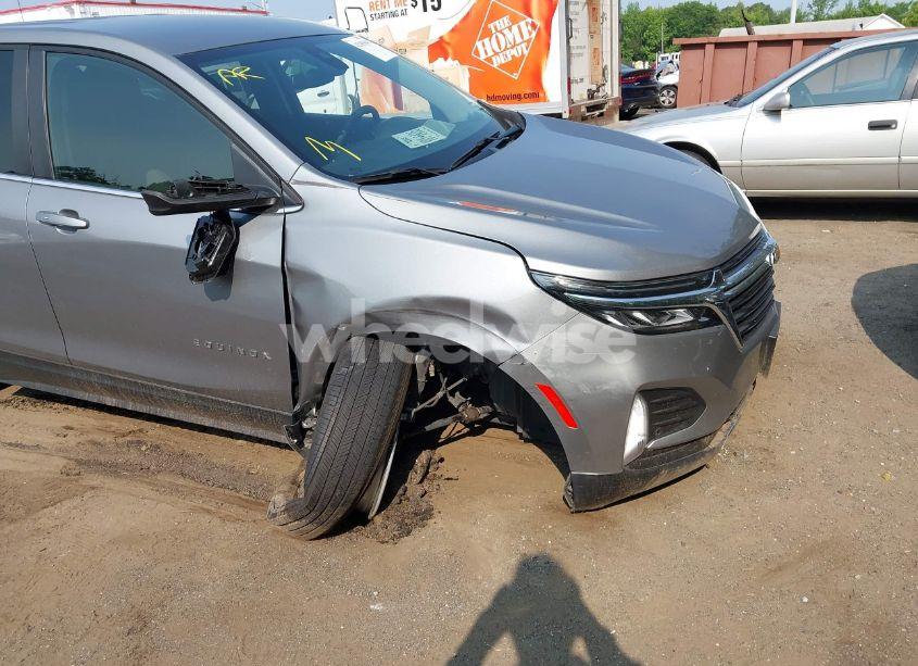 Photo 6 of 2024 Chevrolet Equinox FWD LT (VIN 3GNAXKEGXRL335002)