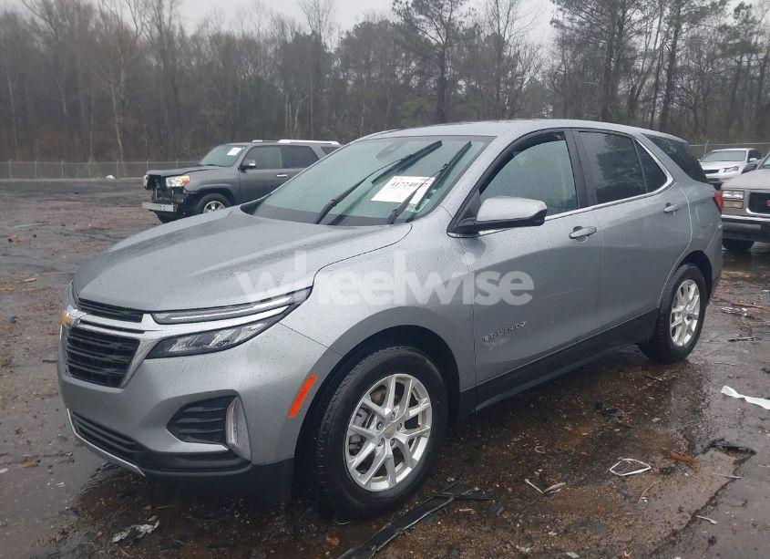 Photo 2 of 2024 Chevrolet Equinox FWD LT (VIN 3GNAXKEGXRS248738)