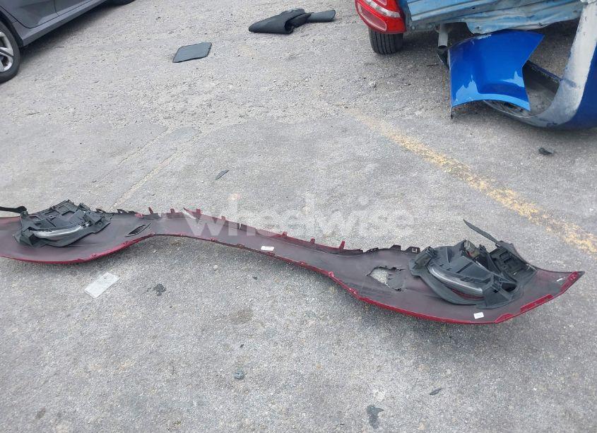 Photo 12 of 2019 Chevrolet Equinox LT (VIN 3GNAXKEV0KL215424)