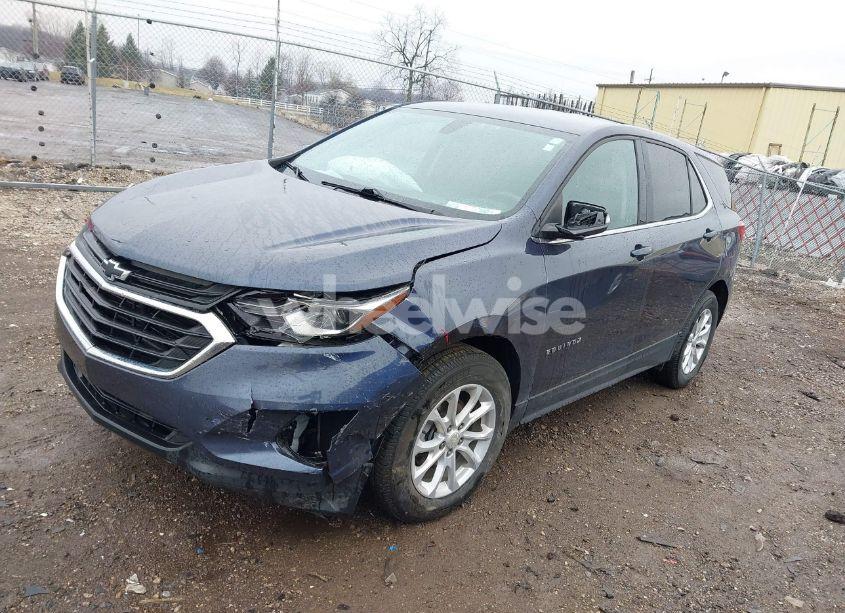 Photo 2 of 2019 Chevrolet Equinox LT (VIN 3GNAXKEV0KL232207)